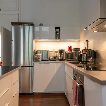 Apartment Spacious Nest With Terrace Near Batignolles *