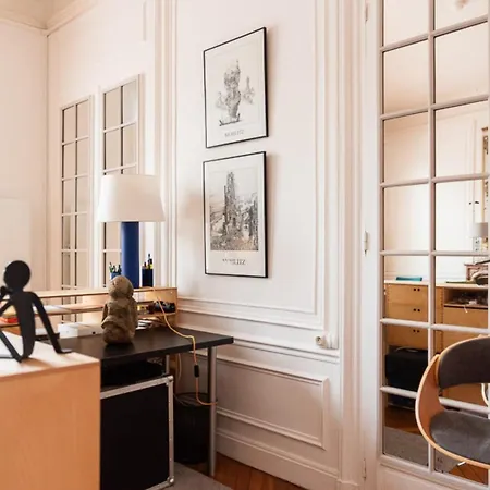 Apartment Spacious Nest With Terrace Near Batignolles Paris